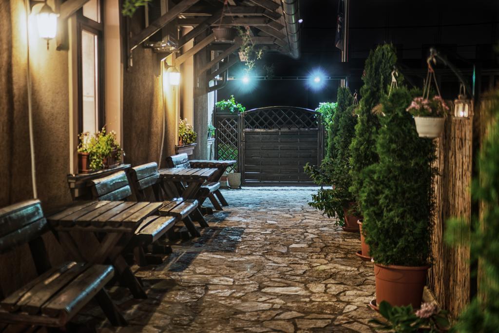 Konak Vukasinovic Hotel Белград Екстериор снимка
