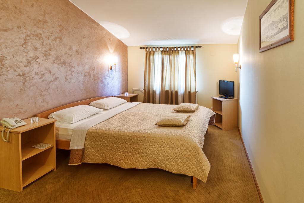 Konak Vukasinovic Hotel Белград Стая снимка