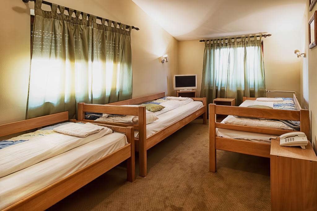 Konak Vukasinovic Hotel Белград Стая снимка