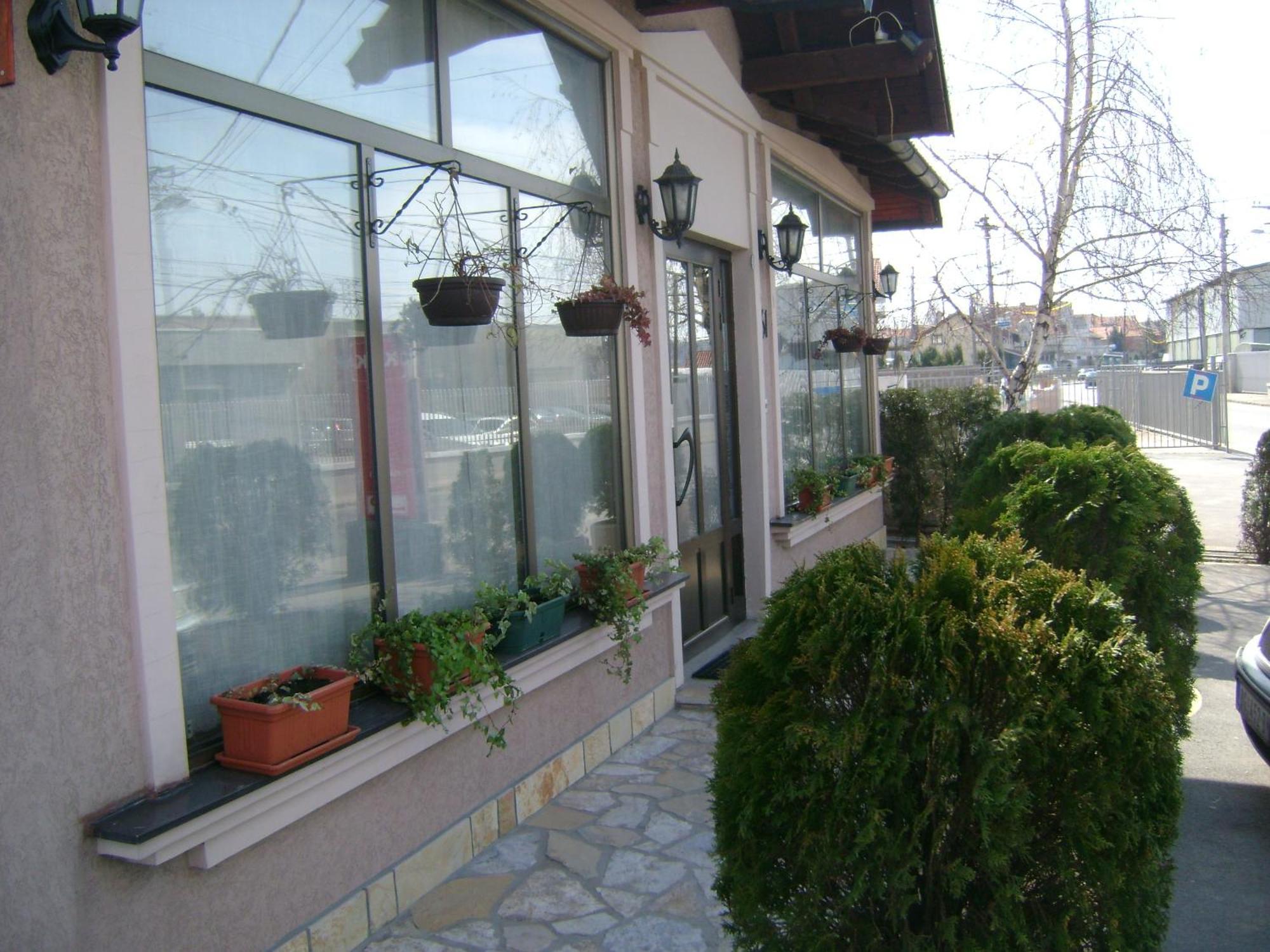 Konak Vukasinovic Hotel Белград Екстериор снимка